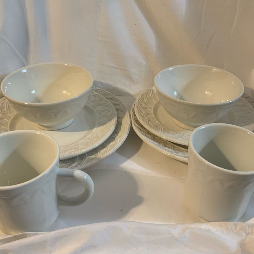 Set PIER 1 BASKET RELIEF Pattern Dinner  Salad Plate Bowls Mugs Service for 2